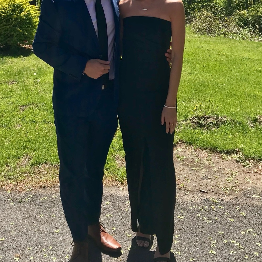 Black strapless Lulus evening dress - Picture 3 of 5